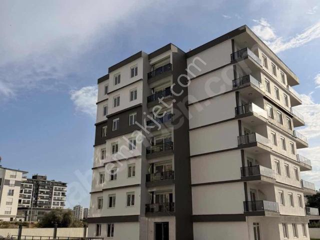 Çankaya Site Havuz Kapalı Garaj