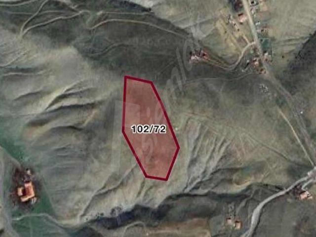 ÇANKAYA YAKUPABDAL CİVANPINARI MEVKİİ 200 m2 ARSA