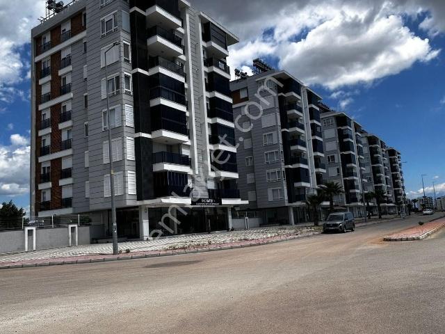 Çankaya'da, Güvenlikli Ve Havuzlu Sitede, Full Manzaralı 2+1