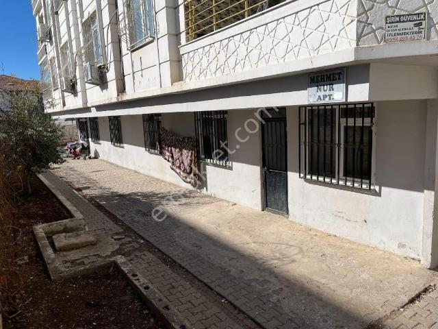Şanlıurfa Seyrantepe'de Kiralık 2+1 Giriş Kat Daire