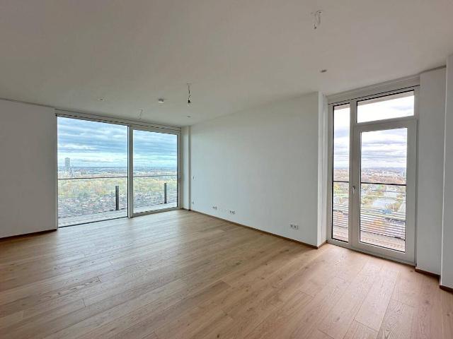 Anleger aufgepasst! 2 Zimmer auf 70 m² Wohnung mit attraktivem Grünblick und POOL am DACH