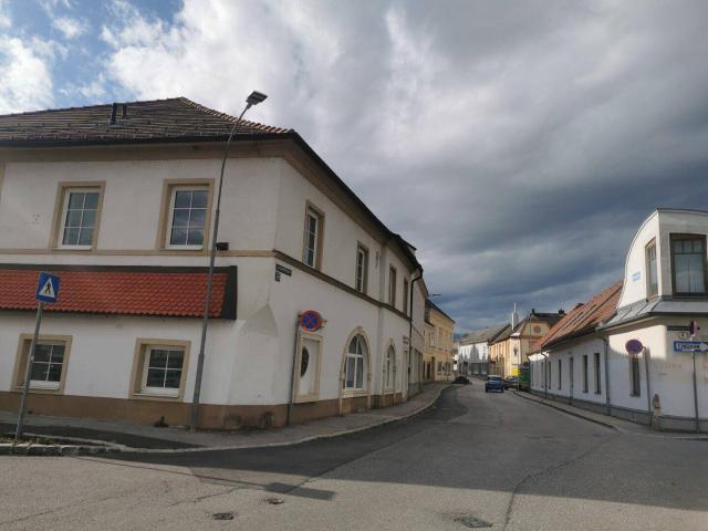 Anlegerhit: Wohn und Geschäftshaus im Zentrum der Bezirkshauptstadt Neunkirchen zu verkaufen