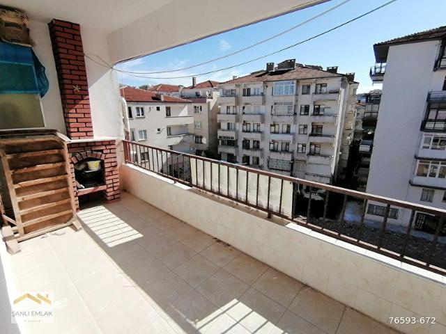 ŞANLI EMLAKTAN ÇINARCIK HARMANLAR MH.'DE SAHİLE YAKIN EŞYALI MASRAFSIZ 2+1 SATILIK DAİRE