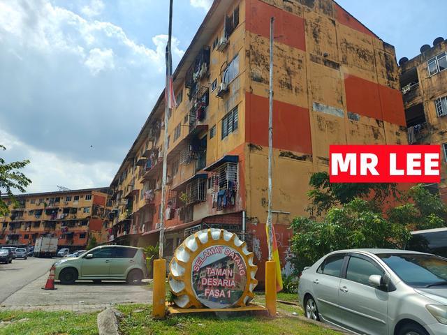 Ansuran Bulanan RM450saja Flat Taman Desaria 1 Jalan PJS 5 Petaling