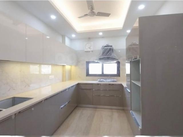 Ansal Time Square 3 Bedroom 215 Sq. Yd. Builder Floor in Sector 43 Gurgaon Listing ID: #10128