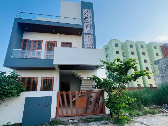 Ansal Celebrity Meadows 4 Bedroom 2086 Sq. Ft. Apartment in Sushant Golf City Lucknow Listing ID: #9958
