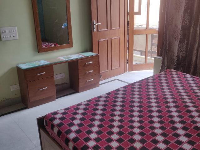 Ansal Plaza Sector 23 1 RK 500 Sq. Ft. Builder Floor in Sector 23 Gurgaon Listing ID: #9701