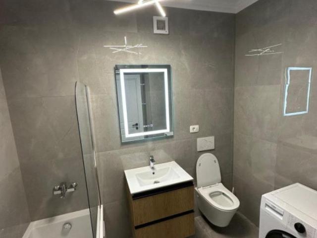 Ansamblu rezidential Zenia, apartament cu 3 camere de inchiriat