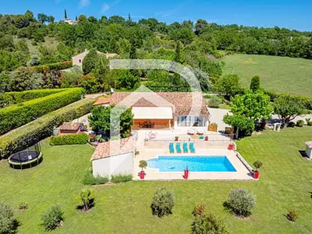 Ansouis 84240 Achat / Vente maison 4 pièces t4 au dernier étage