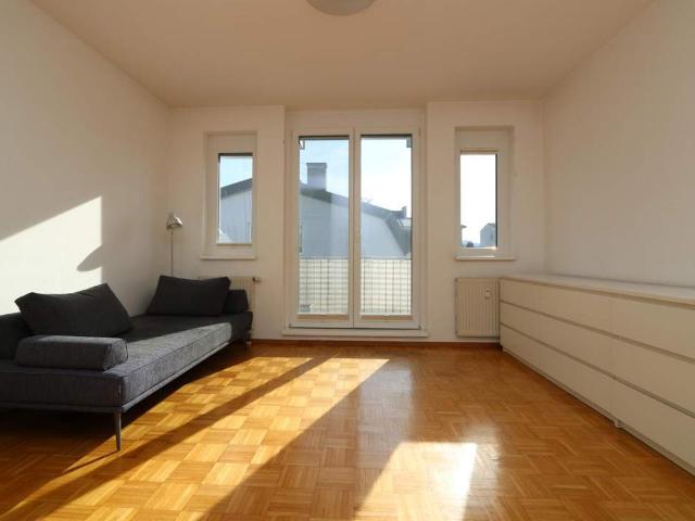 Ansprechende gemütliche 2 Zi. Wohnung in angenehmer, zentraler Lage!