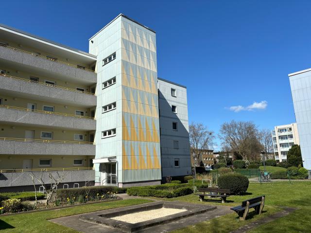 ANSPRECHENDE EIGENTUMSWOHNUNG IN ALT MARL / BEVORZUGTE WOHNLAGE / MIT BALKON / AUFZUG IM HAUS