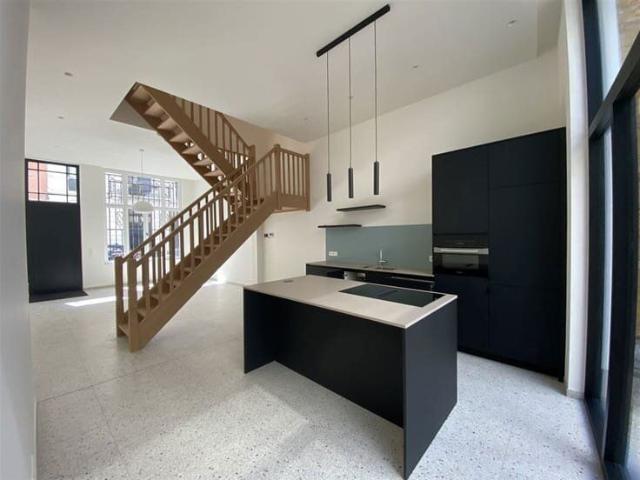 ANTWERPEN Charmante woning met terras