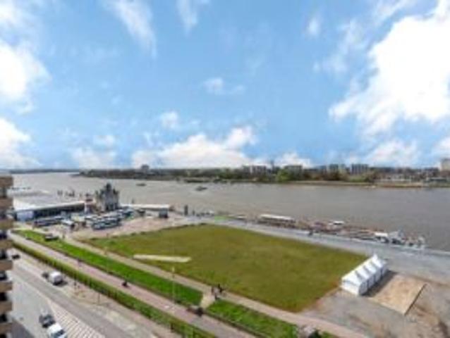 ANTWERPEN Historisch penthouse aan de Schelde