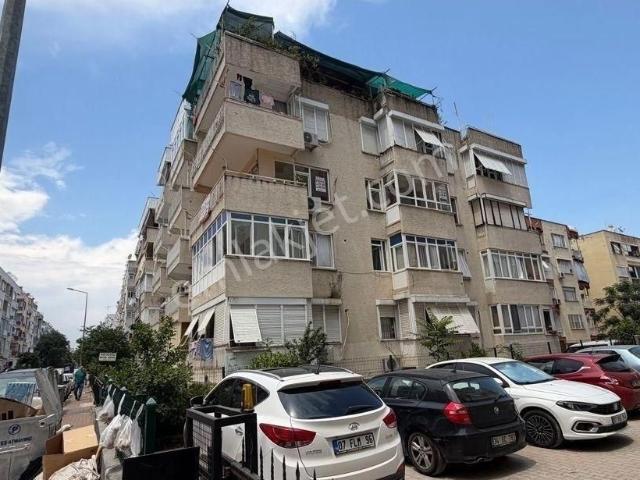 Antalya Muratpaşa Memurevleri 207 Sok Kiralık 3+1 Daire Asansör Yok