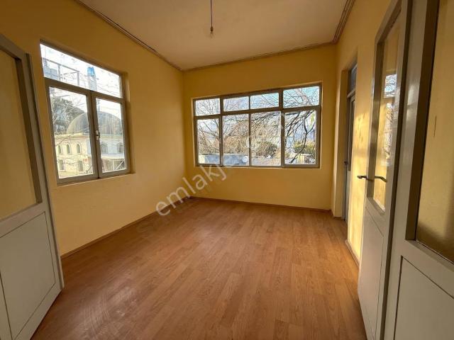 Antalya Çakırlar Zümrütte 2+1 Müstakil Kiralık Daire