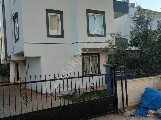 Antalya Aksu Altıntaş,ta 4+1 250 M² Satılık Trıblex Villa