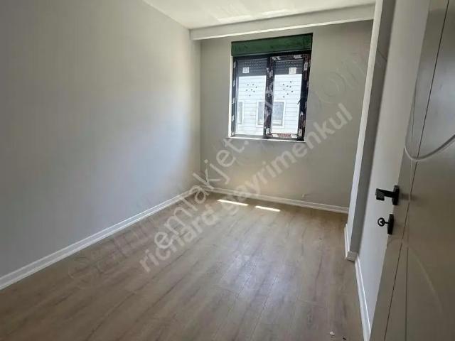 Antalya Altınova Da Satılık 2+1 Ayrı Mutfaklı Daire