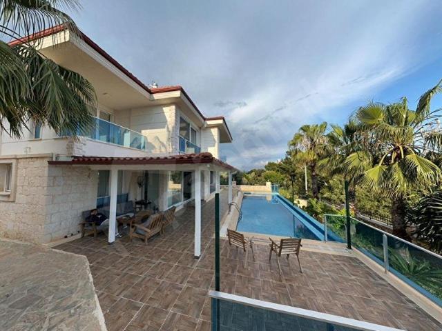 Antalya Demre Kumdağ'da 4+1 Havuzlu Tatil Villası