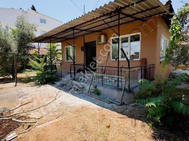Antalya Döşemealtı Yeşilbayırda Satılık Müstakil Bahçeli 2+1 Ev