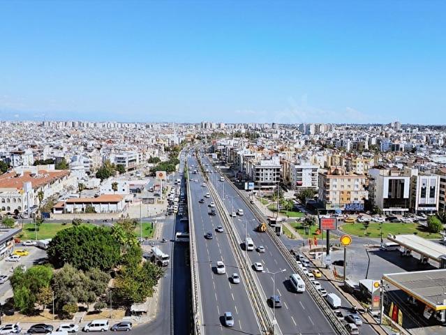 ANTALYA ÇEVREYOLUNDA ANA YOLA 2. PARSEL 2 TANE FIRSAT ARSA