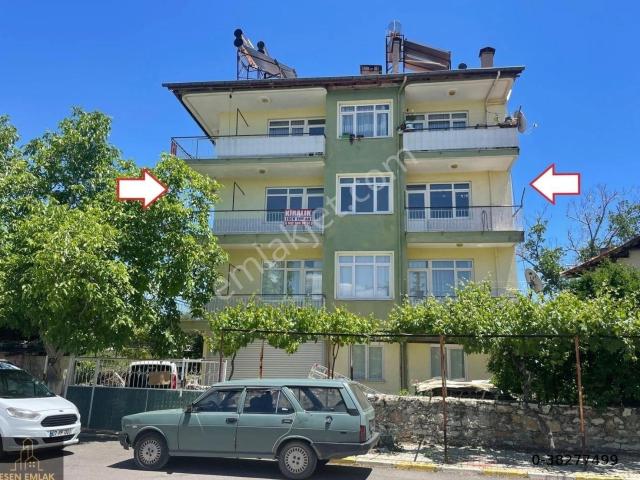 Antalya Elmalı İlçesinde Merkezi Konumda Ferah Ve Aydınlık Geniş Balkonlu Sobalı Kiralık Daire