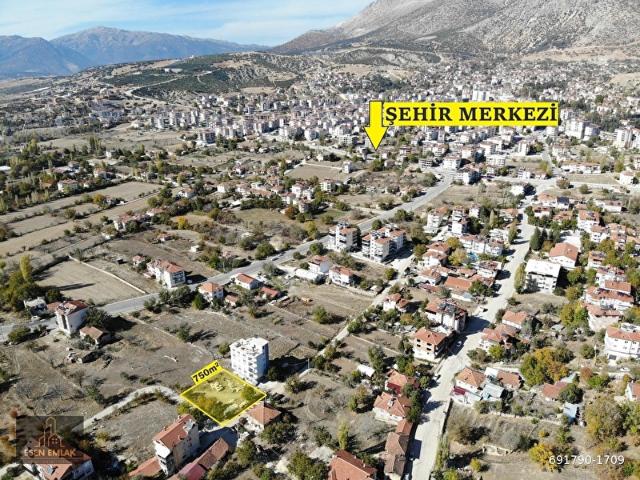 ANTALYA ELMALI MERKEZDE 5 KAT İMARLI 750m FIRSAT ARSA