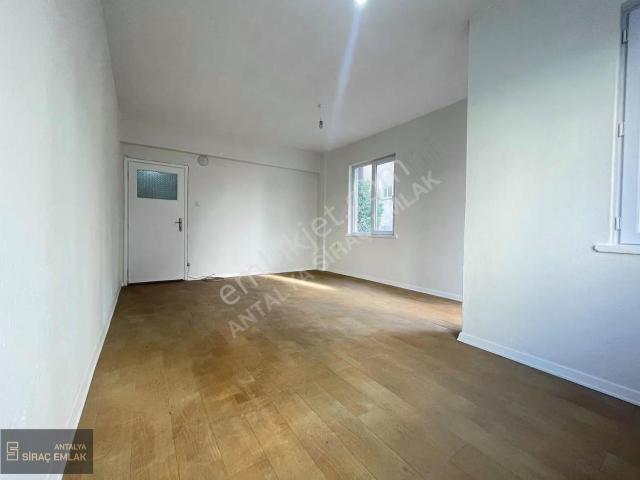 Antalya Gençlik Mah. Öğretmenevlerine Yakın 2+1 Kiralık Daire