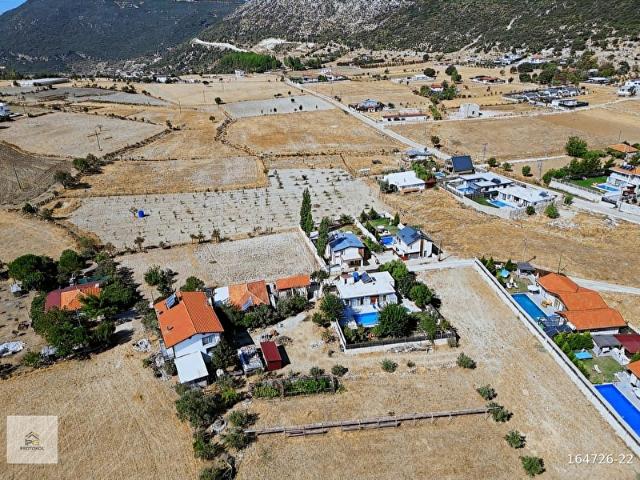 ANTALYA KAŞ SARIBELEN'DE SATILIK KÖY İÇİ İMARLI BAHÇELER