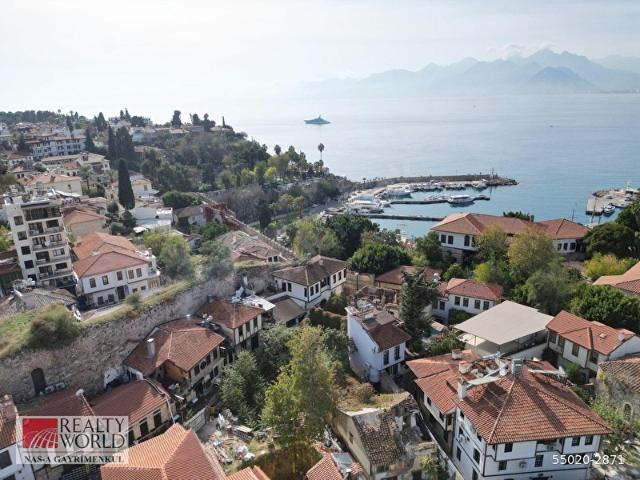 ANTALYA KALEİÇİ'NDE SATILIK ARSA! DENİZE 100 METRE BÖLGEDE TEK