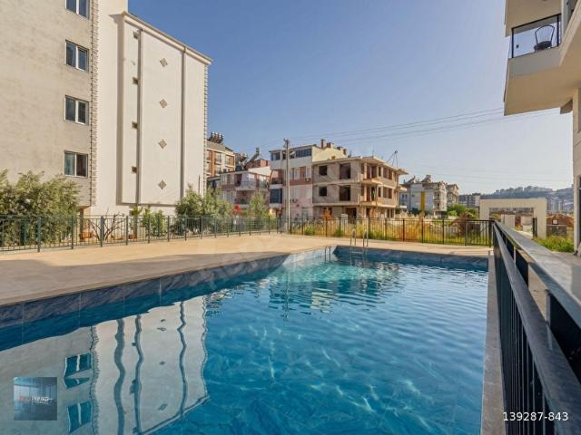 Antalya Karşıyaka'da Havuzlu Satılık 1+1 Daire