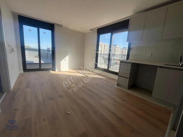 Antalya Kepez Çankaya Mh.kiralık Site İçi Havuzlu 1+1 Lüks Daire