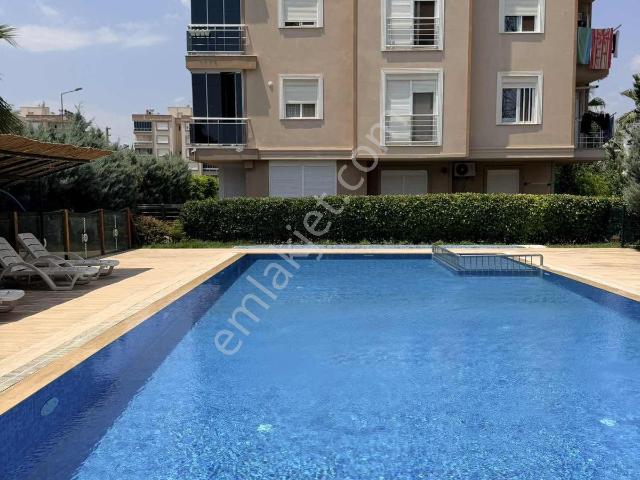 Antalya Kepez Fevzi Çakmakta Havuzlu Sitede 3+1 Satılık Daire
