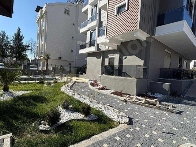 ANTALYA KEPEZ VARSAK KARŞIYAKA MAHALLESİ HAVUZLU 1+1