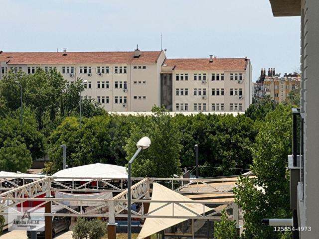 Antalya Kepez'de satılık Kent meydanında iskanlı dubleks 6+1 şık