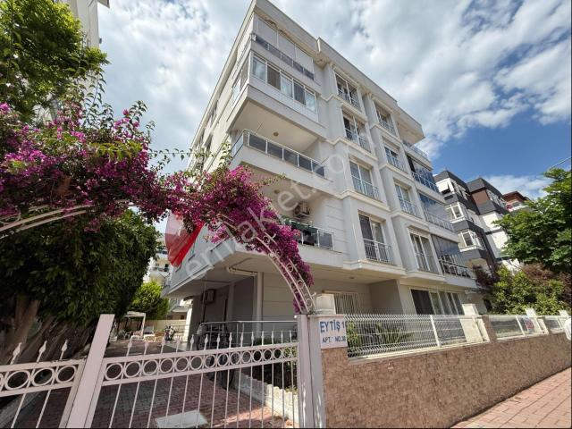 Antalya Konyaaltı Hurma Mahallsinde 2+1 Eşyalı Satılık Daire