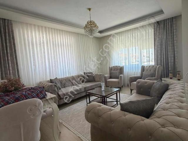 Antalya Serık Yeni Mah Geniş 3+1 Satılık