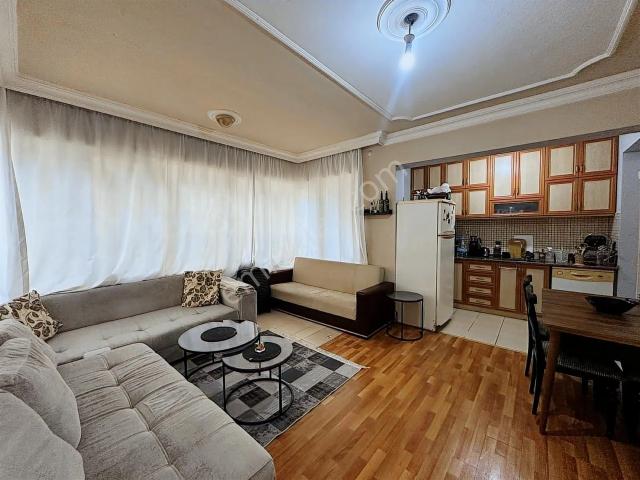 Antalya Yeşilyurt Mahallesi 2+1 Yüksek Giriş