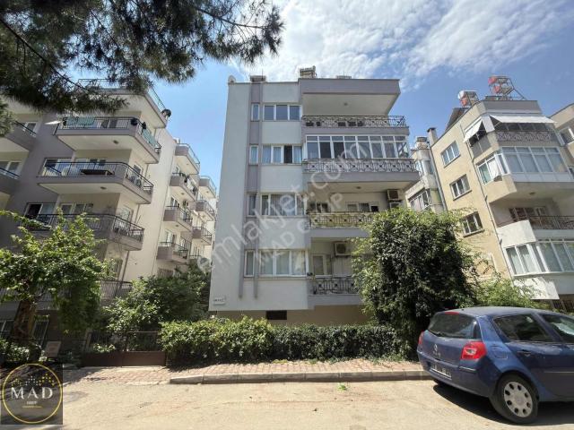 Antalyanın En Güzel Konumu Yatırım Fırsatı 3+1 Denize 50 Metre