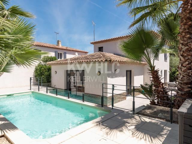 ANTIBES – Maison contemporaine avec piscine et espace bien êt