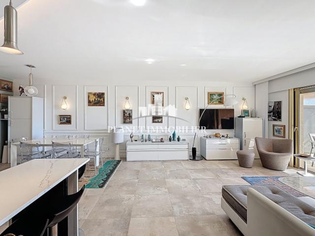 ANTIBES APPARTEMENT 3 / 4 PIECES VUE MER GARAGE ET CAVE