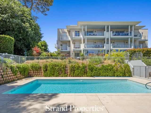 ANTIBES Appartement 4 pièces proche centre, avec jardin, v. 78m² Antibes