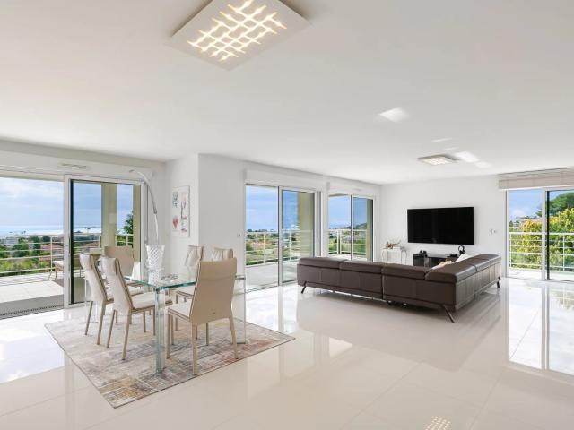 ANTIBES CONSTANCE | APPARTEMENT DE STANDING | VUE MER PANORAMIQUE