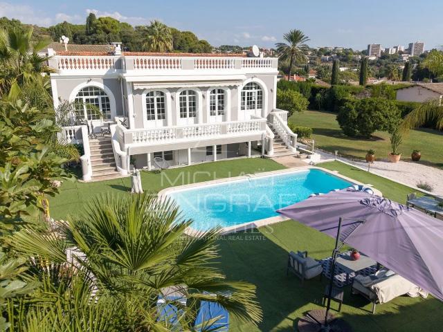 Antibes Eucalyptus Villa d'architecte 183m² Antibes