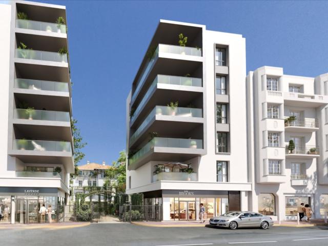 Antibes Juan les Pins – Pres de mer / Grand 4P avec toit terrasse 150m2/ Neuf