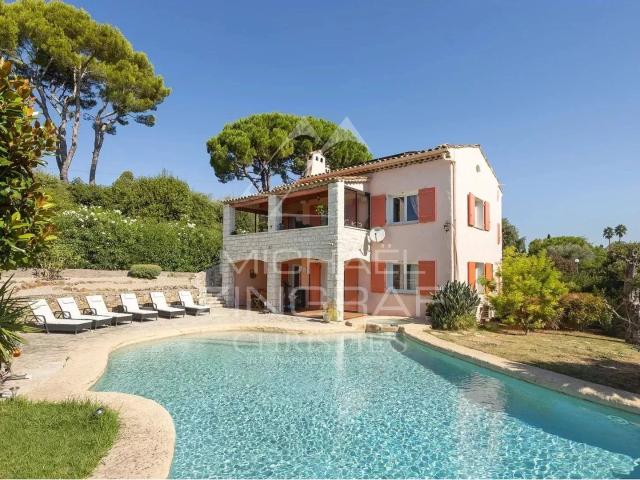Antibes Saint Maymes Calme Et Volumes Genereux 352m² Antibes