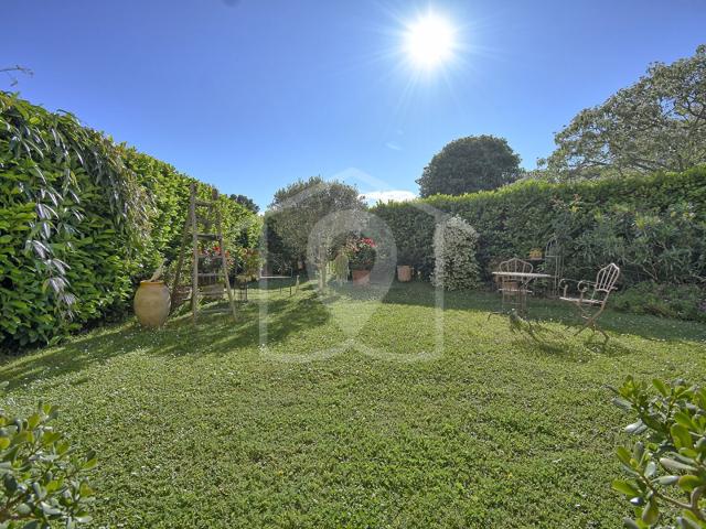 Antibes Saint Jean 3P Garage Cave Piscine 80m² Antibes
