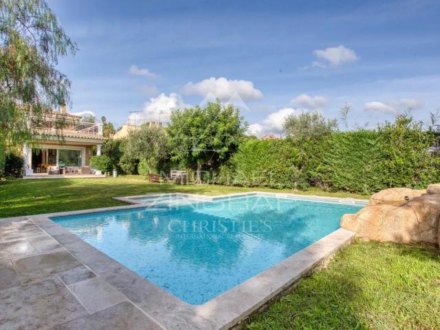 Antibes Théâtre Anthéa Belle villa avec piscine 156m² Antibes