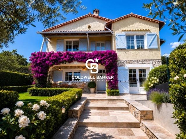 Antibes, Villa avec piscine, centre ville à pied