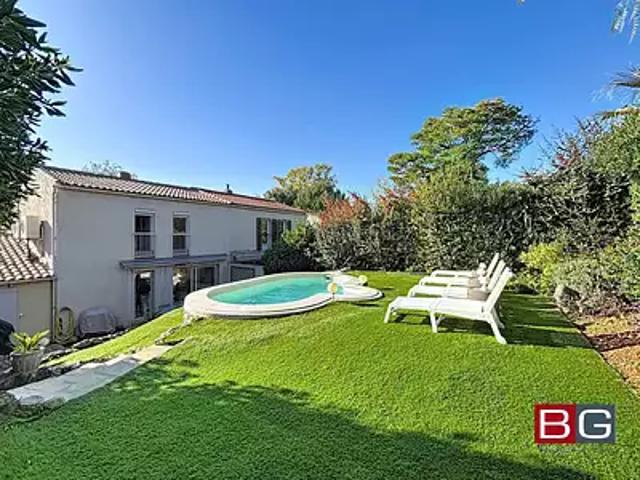 Antibes 06600 Achat / Vente maison 5 pièces t5 piscine