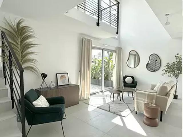 Antibes 06600 Achat / Vente appartement 4 pièces t4 au dernier étage